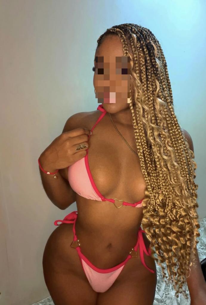 642961749: Chica busca chico en Menorca