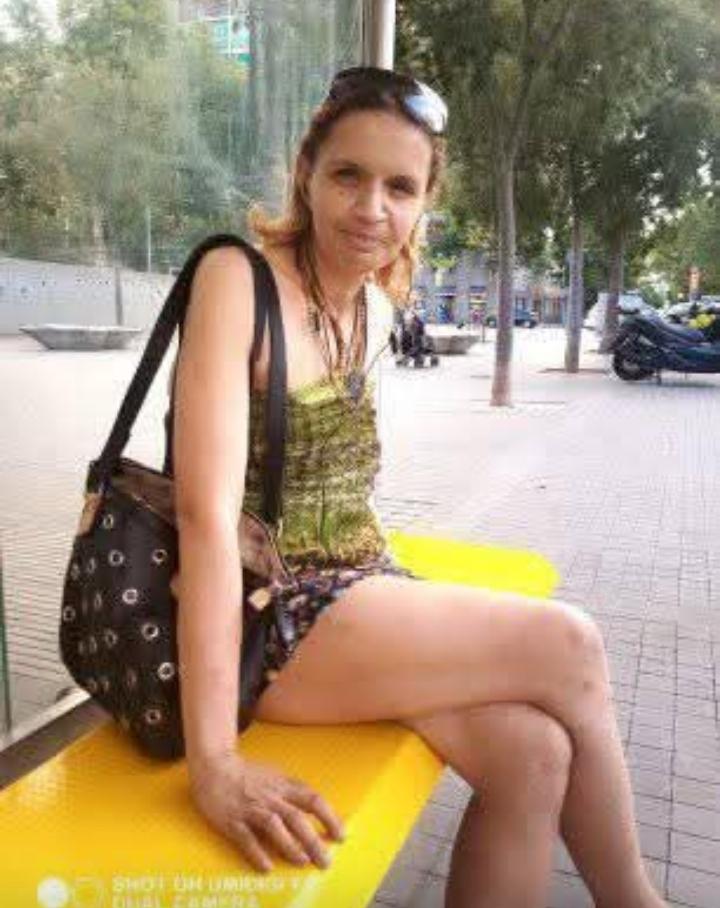614891234: Chica busca chico en Barcelona