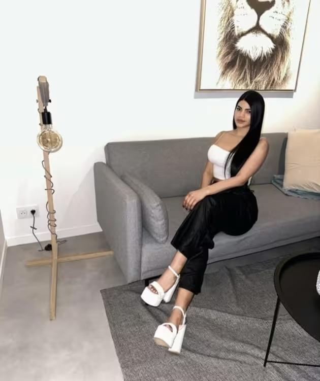 642995674: Chica busca chico en Alicante