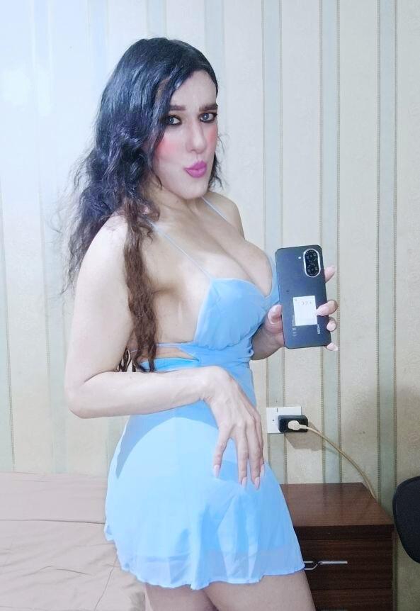 697455526: Travesti en La Coruña