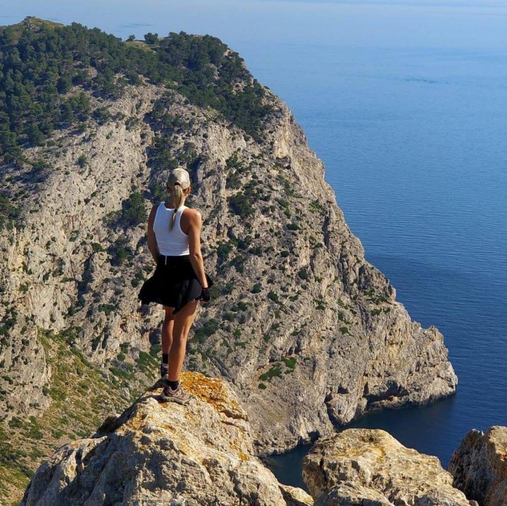 Chica busca chico en Mallorca: 