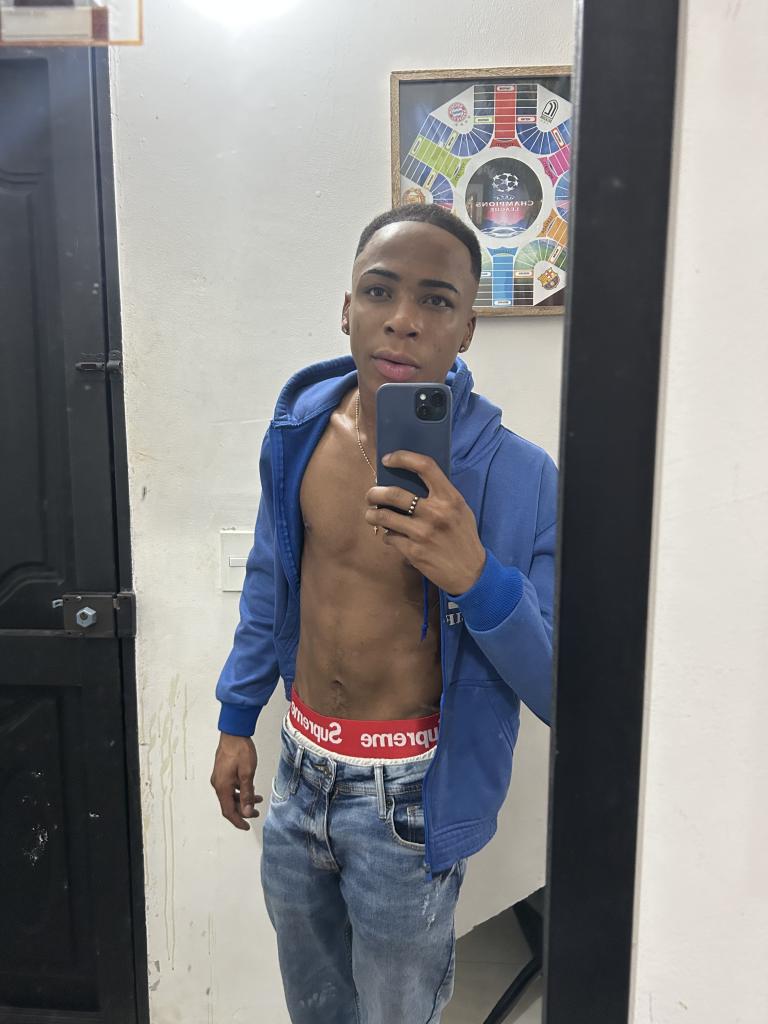 634714063: Chico busca chica en Alicante