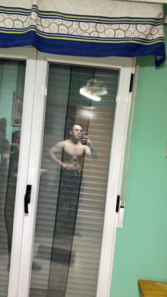 Chico busca chica en Madrid: 