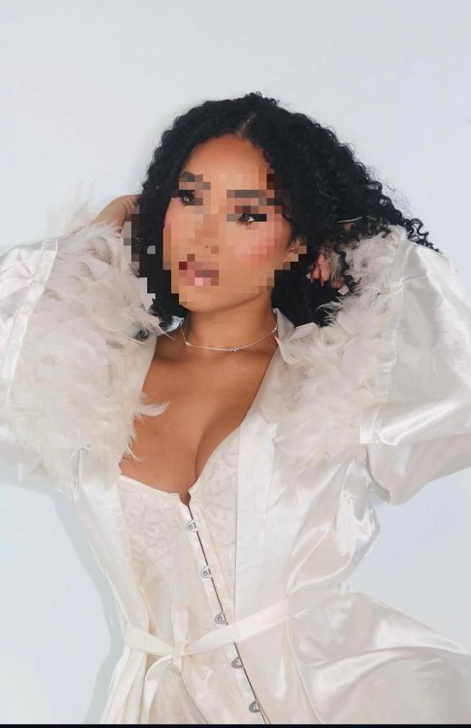 Chica busca chico en Asturias: Chica busca chico