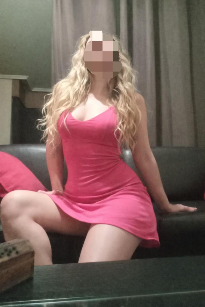 624752405: Chica busca chico en La Coruña