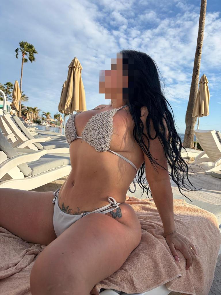 643277580: Chica busca chico en Almería