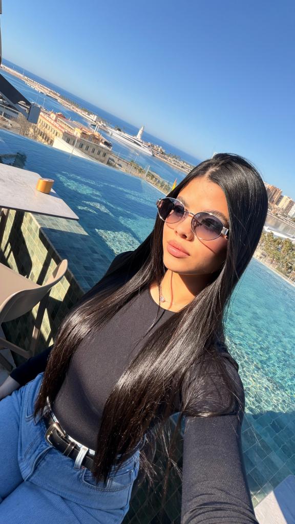 Chica busca chico en Almería: 