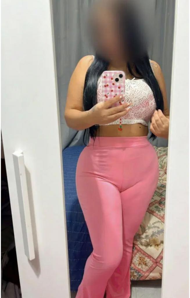 Chica busca chico en Tenerife: 