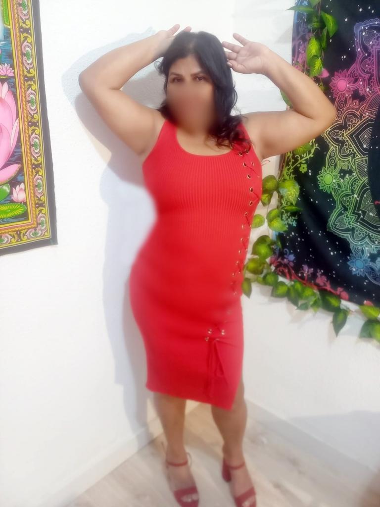 632113395: Chica busca chico en Málaga