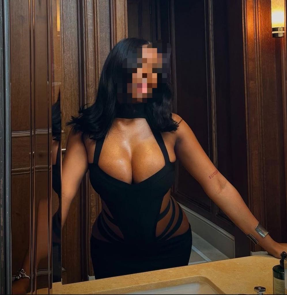 Chica busca chico en Sevilla: 