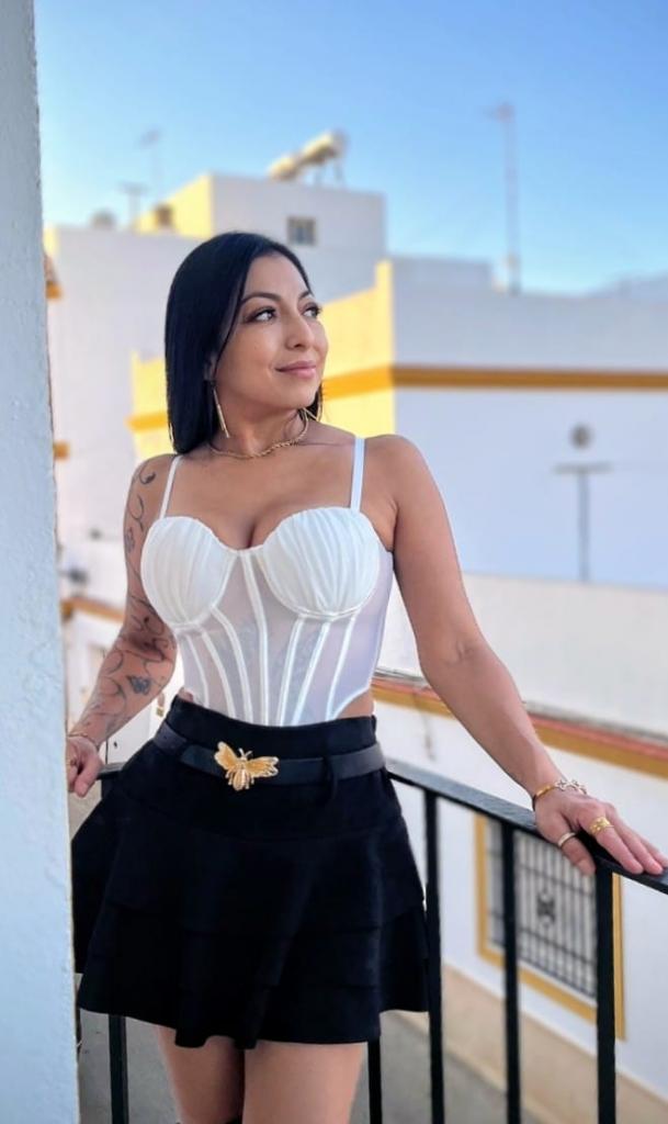 Chica busca chico en Sevilla: 