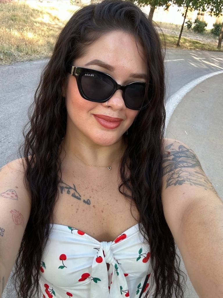 Chica busca chico en Granada: 