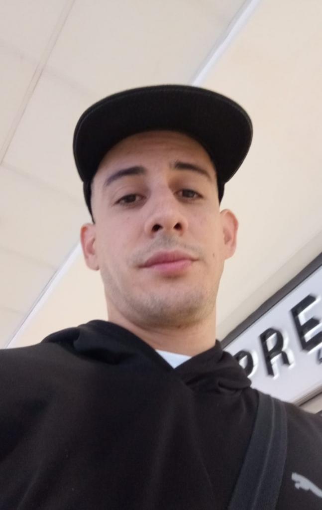 Chico busca chica en Las Palmas: 