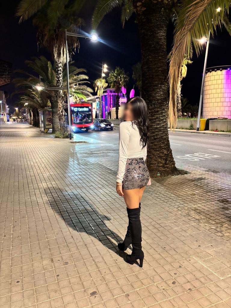 Chica busca chico en Barcelona: 