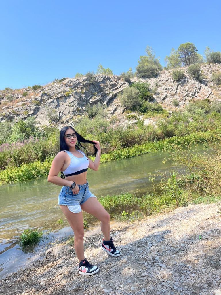 Chica busca chico en Barcelona: 