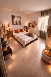 622934800: Chica busca chico en Madrid