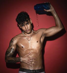 613295182: Chico busca chica en Málaga