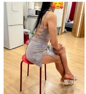 654914435: Chica busca chico en Madrid