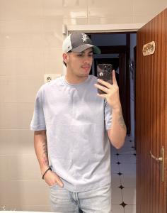 662421374: Chico busca chica en Zaragoza