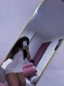 631885968: Chica busca chico en Granada