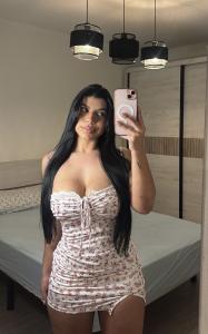 614879347: Chica busca chico en Barcelona