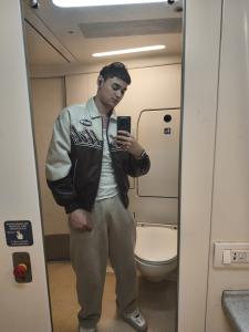 671697039: Chico busca chica en Málaga