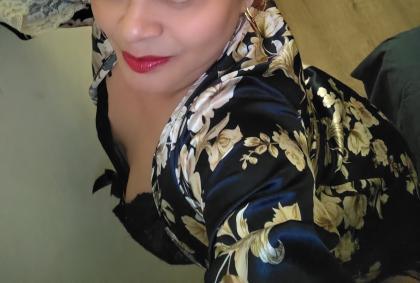 644926166: Chica busca chico en Madrid