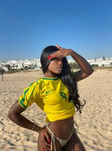 656391710: Chica busca chico en Ibiza