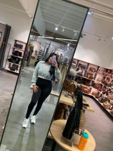 611329806: Chica busca chico en La Coruña