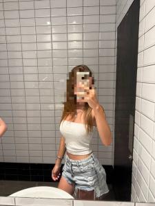 613383482: Chica busca chico en Málaga