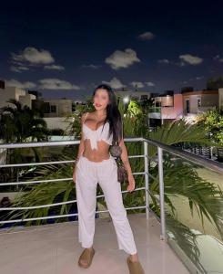 612504409: Chica busca chico en Málaga