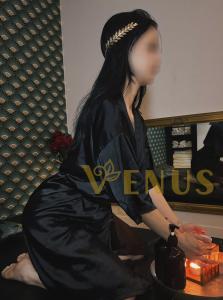 623976940: Chica busca chico en Barcelona