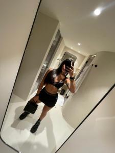 647007069: Chica busca chico en Mallorca