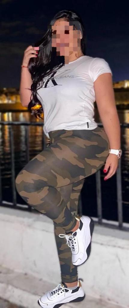 641259748: Chica busca chico en Zaragoza