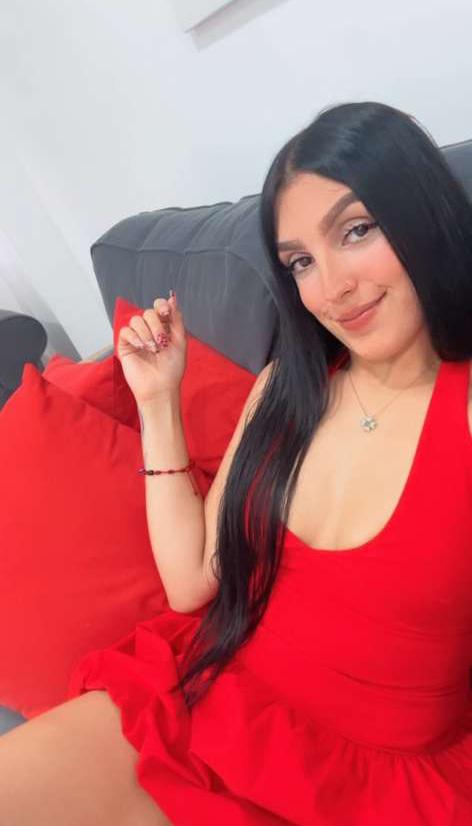 Chica busca chico en Málaga: Chica busca chico