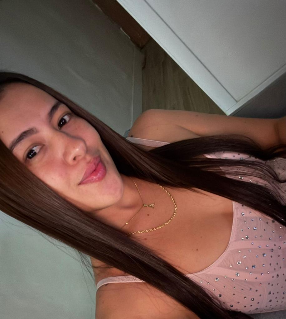 Chica busca chico en Málaga: Chica busca chico