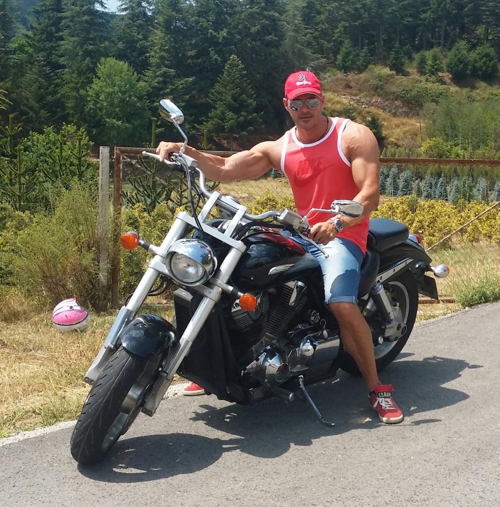 Chico busca chica en Barcelona: 