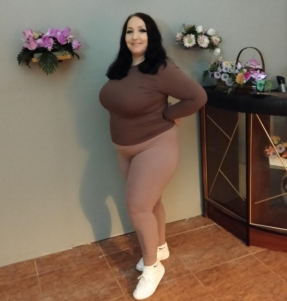 Chica busca chico en Almería: 