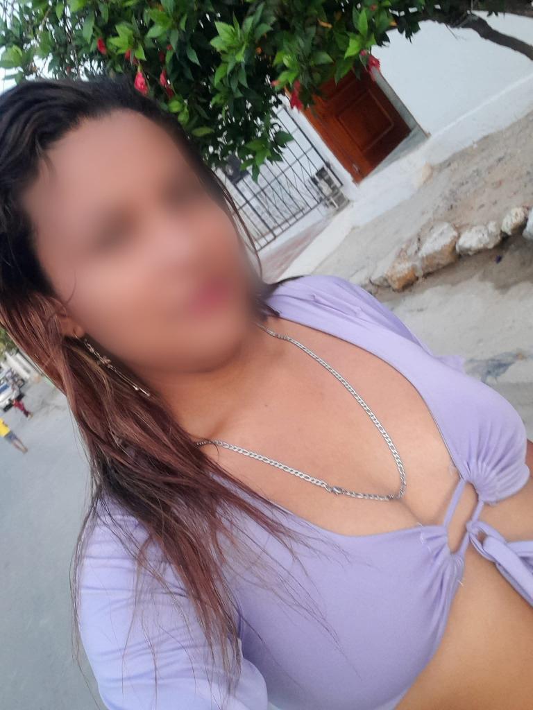 613543158: Chica busca chico en Valencia