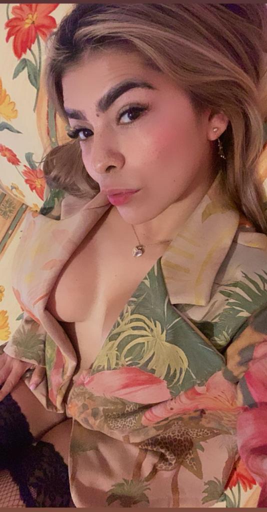 631186020: Chica busca chico en Tarragona