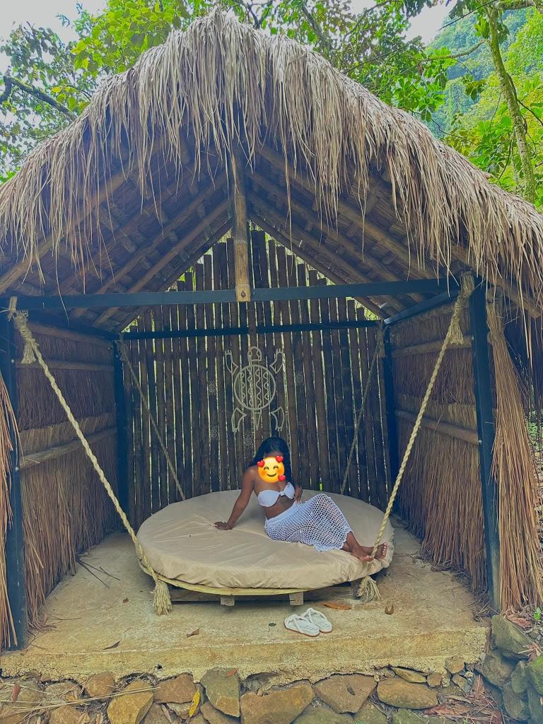 Chica busca chico en Cádiz: 