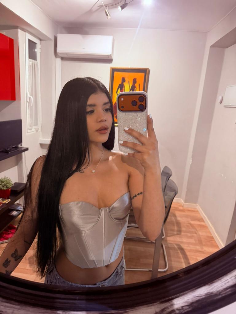 643492837: Chica busca chico en Tenerife