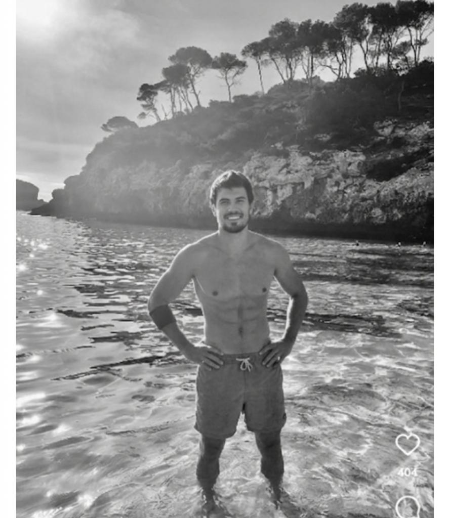 Chico busca chica en Mallorca: 