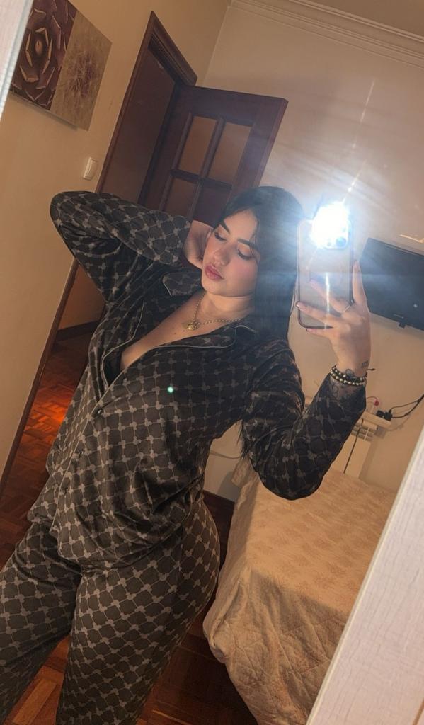 Chica busca chico en Granada: 