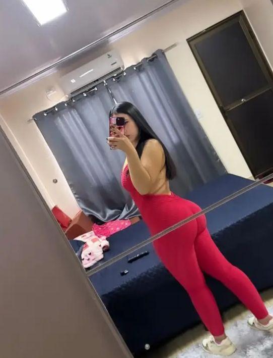 Chica busca chico en Menorca: 