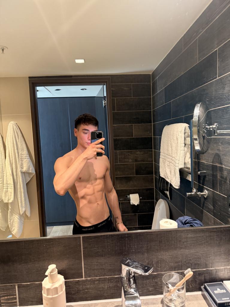 Chico busca chica en Valencia: 