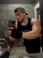 663780321: Chico busca chica en Alicante