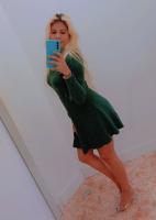 614210813: Chica busca chico en Barcelona