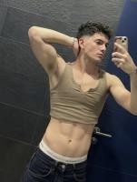 694412864: Chico busca chica en Málaga