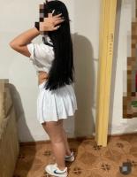 664210286: Chica busca chico en Sevilla